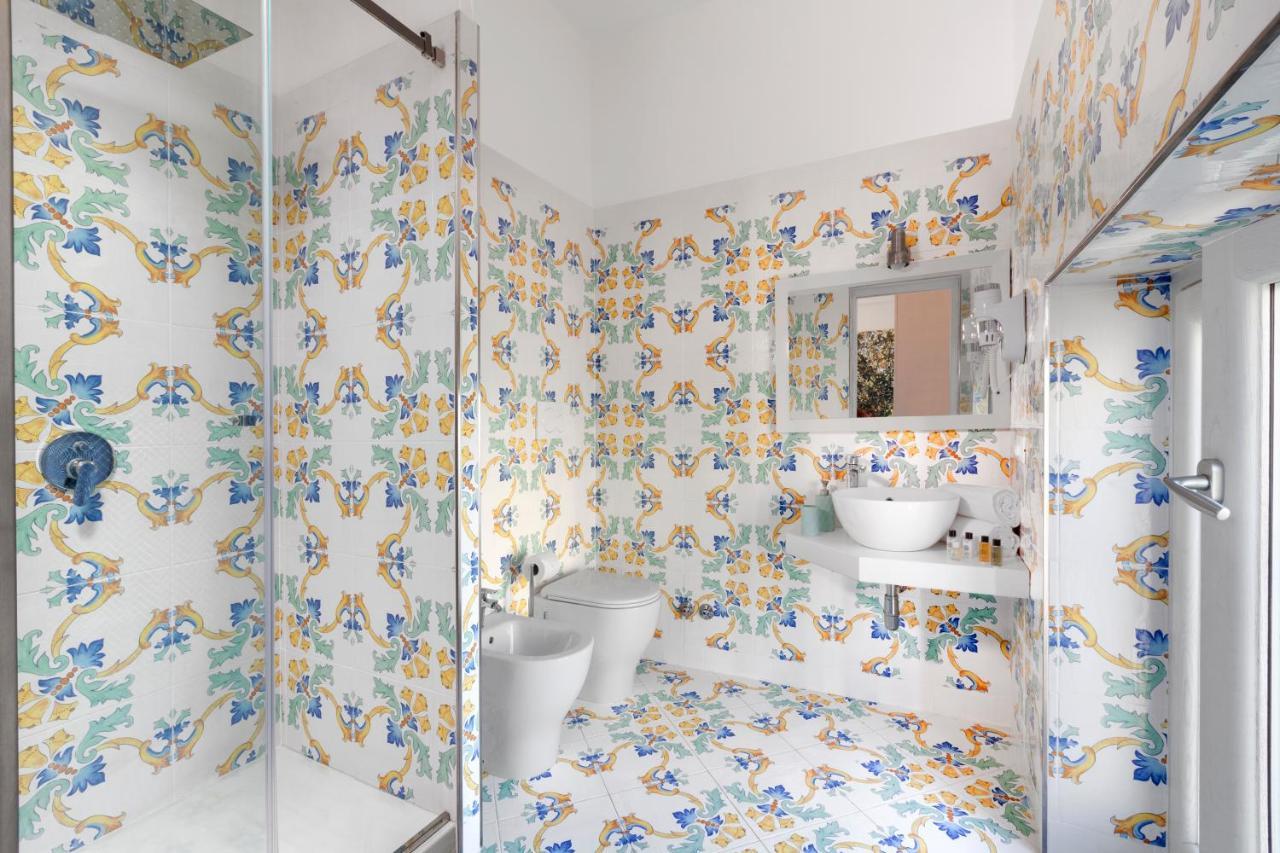 Bed and Breakfast Relais Santa Lucia Сорренто Екстер'єр фото